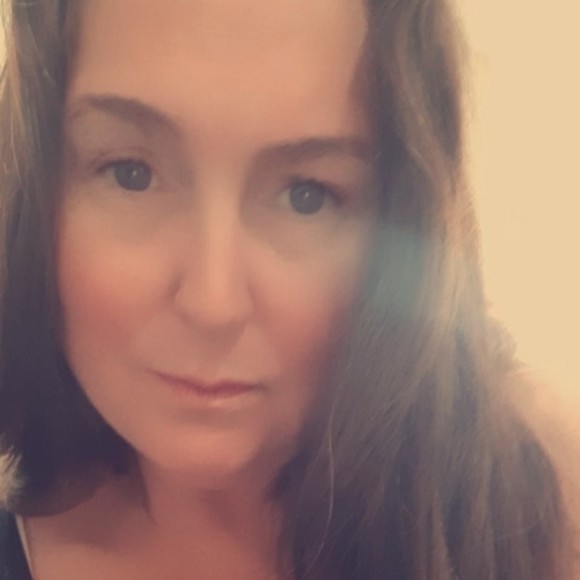 Meet your Posher, Monica - Picture 1 of 1